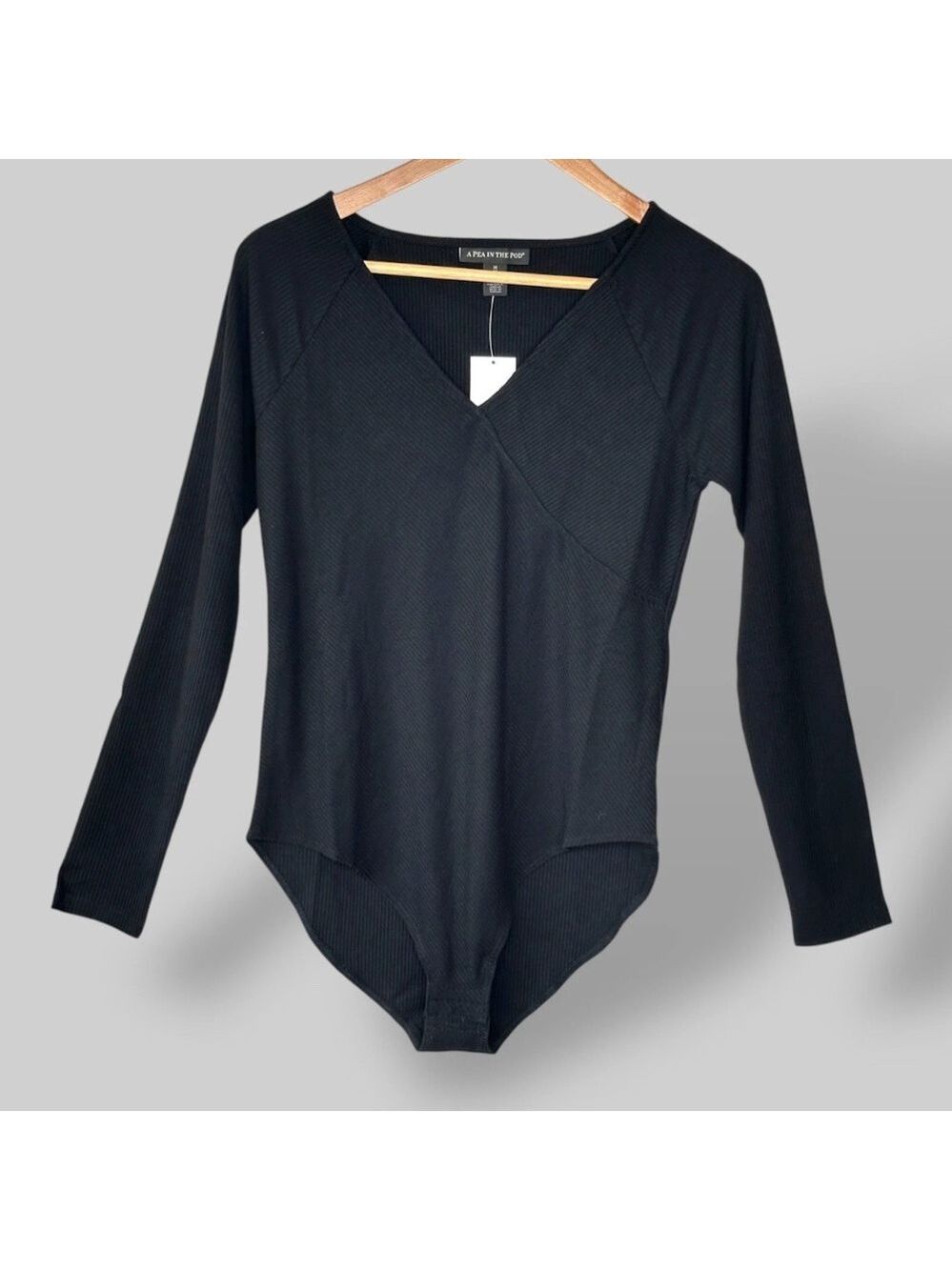 A Pea in the Pod Black Bodysuit - Picture 3 of 10